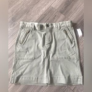 NWT Old Navy skirt.